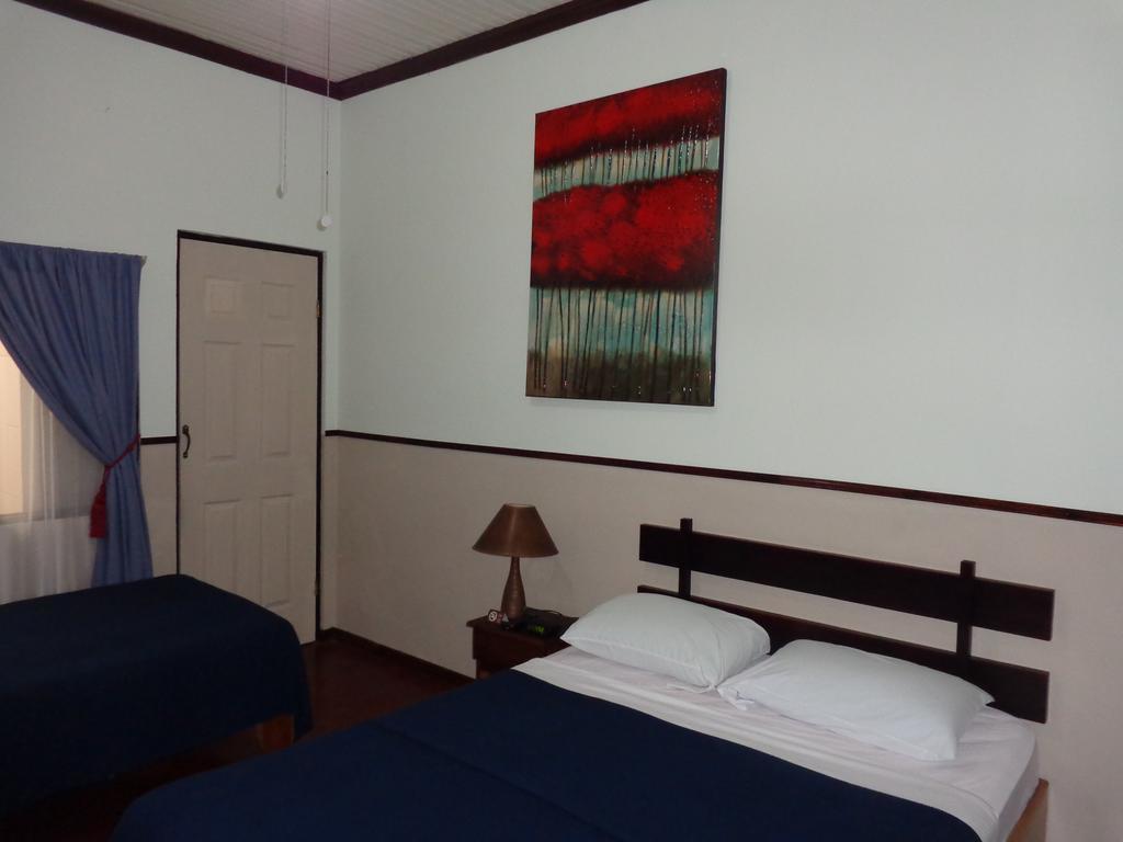 Hotel Santamaria Airport North / Alajuela Downtown Ngoại thất bức ảnh